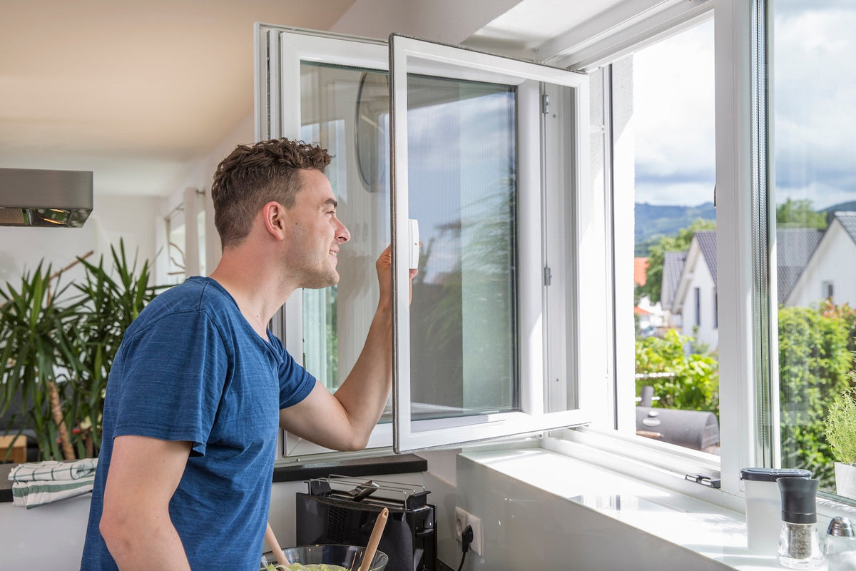 Motten im Schlafzimmer bekämpfen