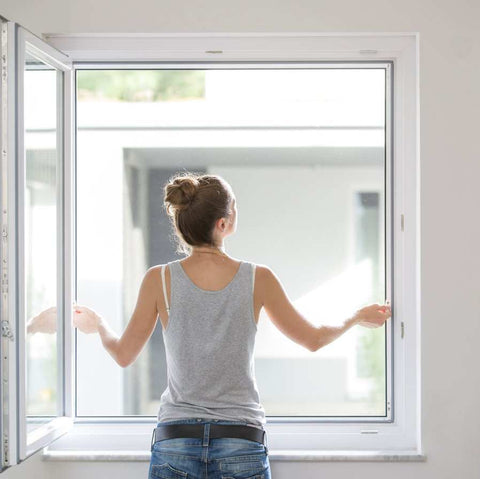 Spannrahmen SP214 für Holzfenster als Insektenschutz.